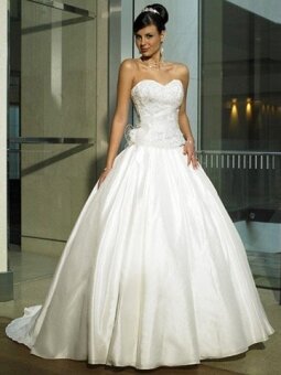 Ball Gown Sweetheart Taffeta Sweep Train Appliques Wedding Dresses