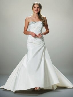 Trumpet/Mermaid Strapless Taffeta Sweep Train Beading Wedding Dresses