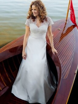 A-line Sweetheart Satin Court Train Lace Wedding Dresses
