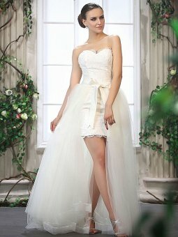 Sheath/Column Sweetheart Lace Short/Mini White Wedding Dresses With Sash