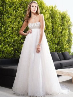 Empire Strapless Beading Lace Chapel Train Wedding Dress
